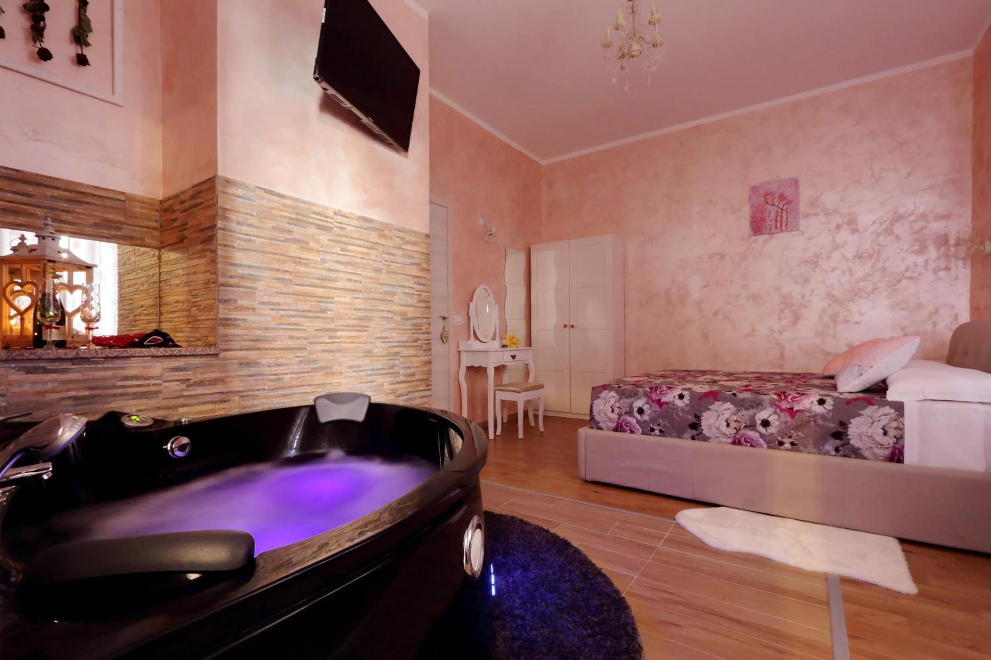 Deluxe Rooms And Chilling Jacuzzi Suite Guesthouse Roma Rom bilde